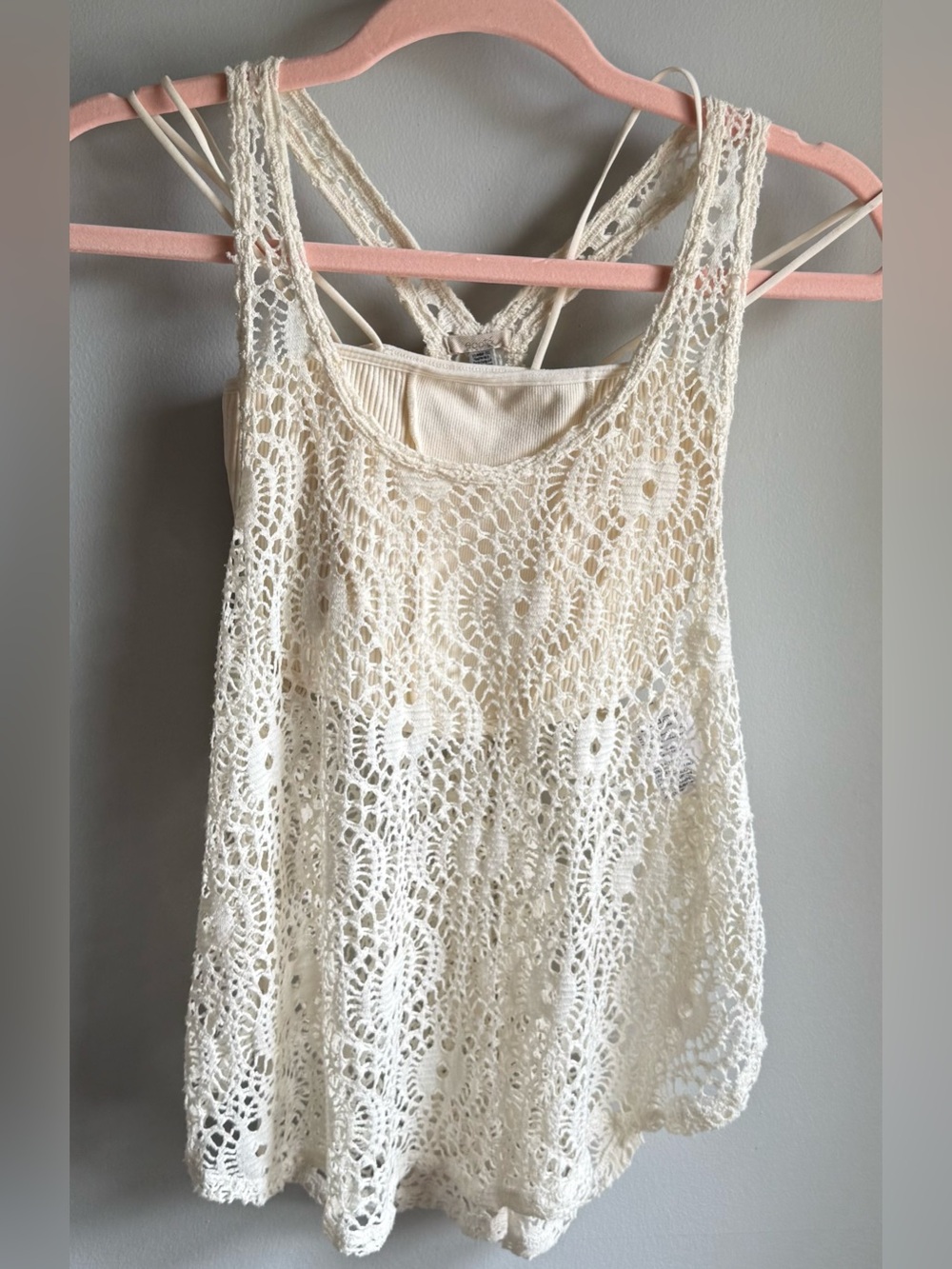 ecoté Cream Crochet Lace Tank Top & & Out from Under Cami XS Good